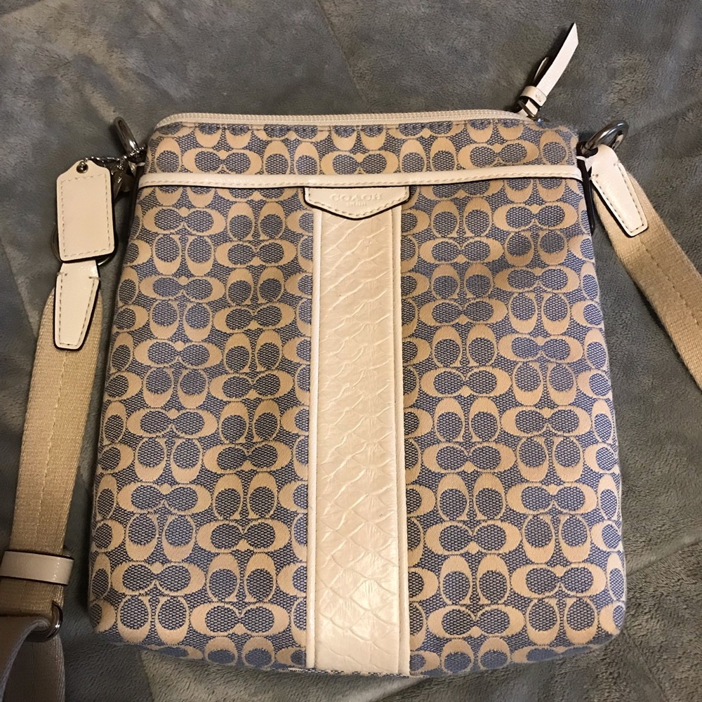 Coach crossbody purse